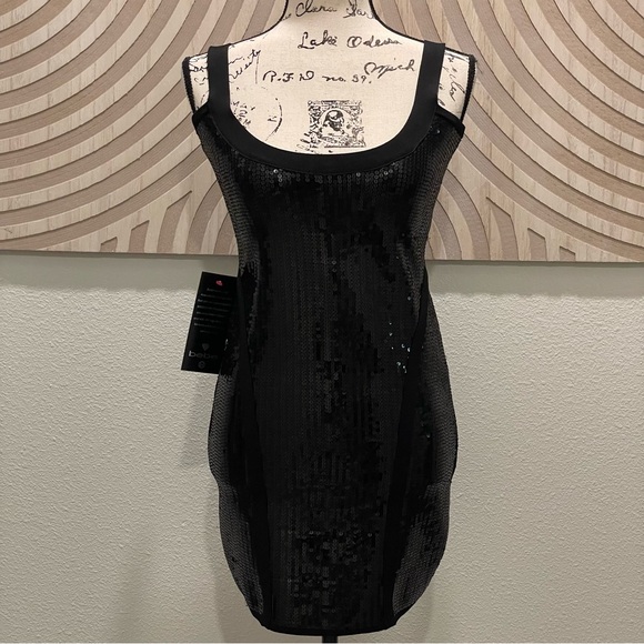 🆕 Bebe Downtown U Neck All Over Black Sequin Dress, Size S - Picture 2 of 6